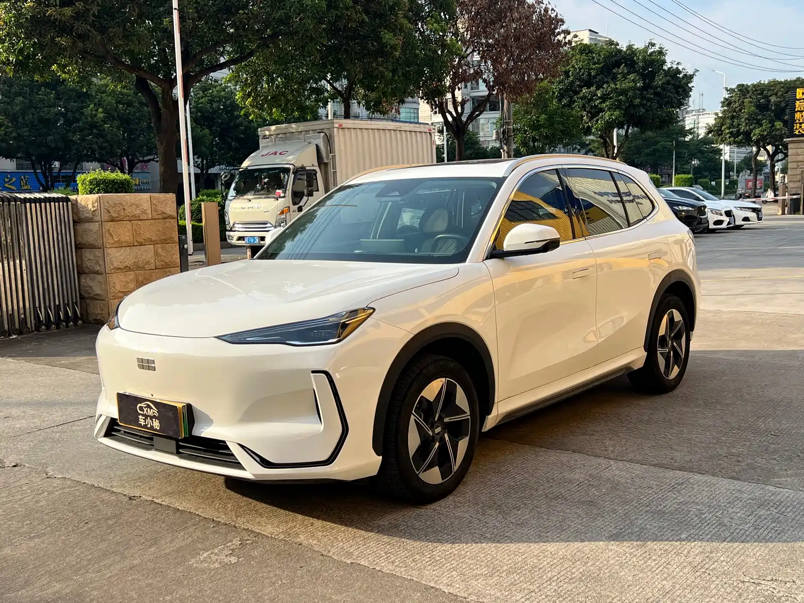 Фото 3 - Geely Galaxy Galaxy E5