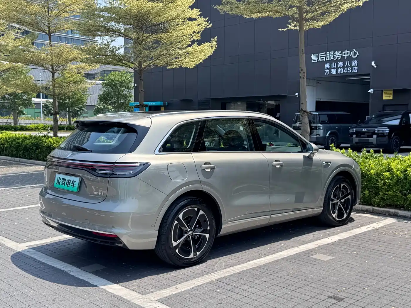 Фото 6 - Shangjie SUV