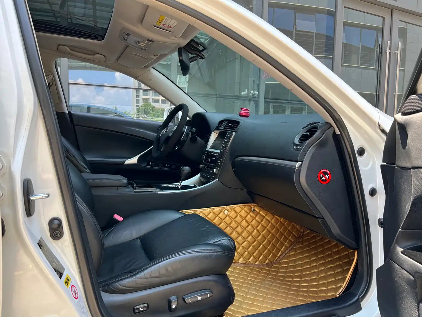 Lexus IS 2011 250 Sport фото 7