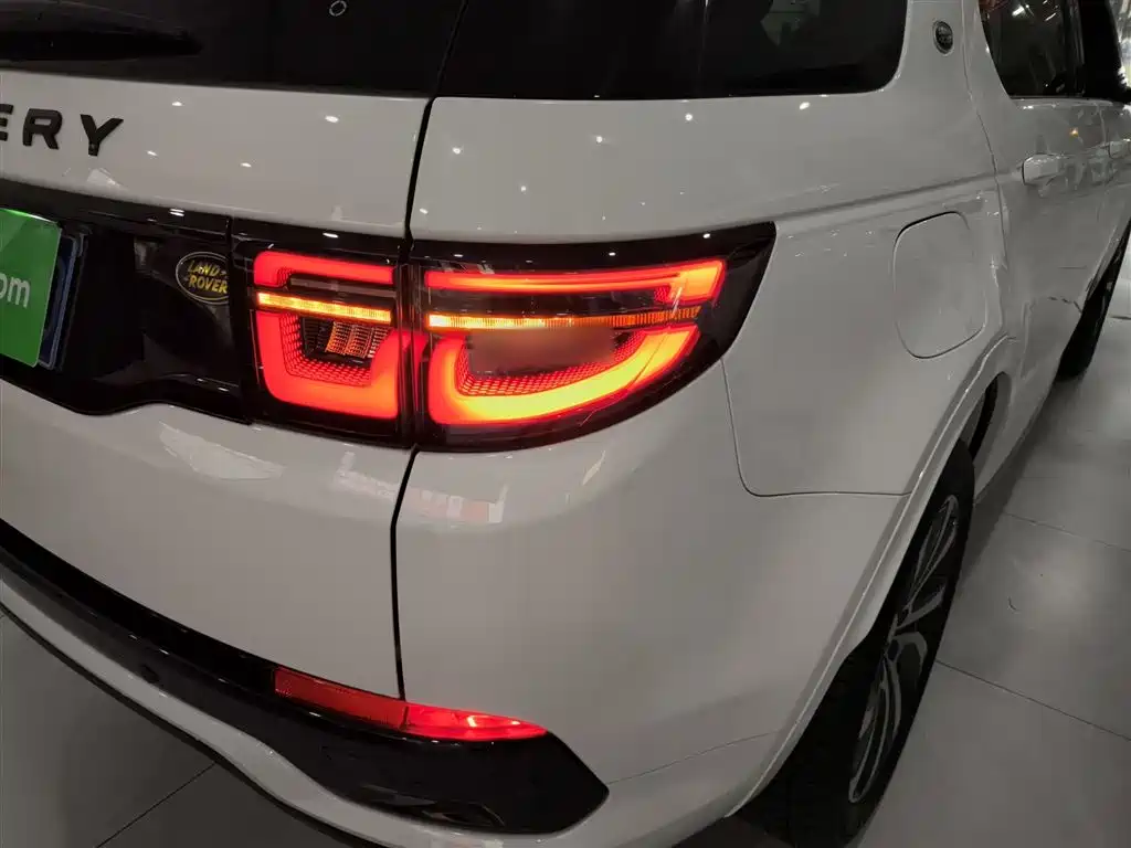Land Rover Discovery Sport 2024 Performance Technology Edition фото 24
