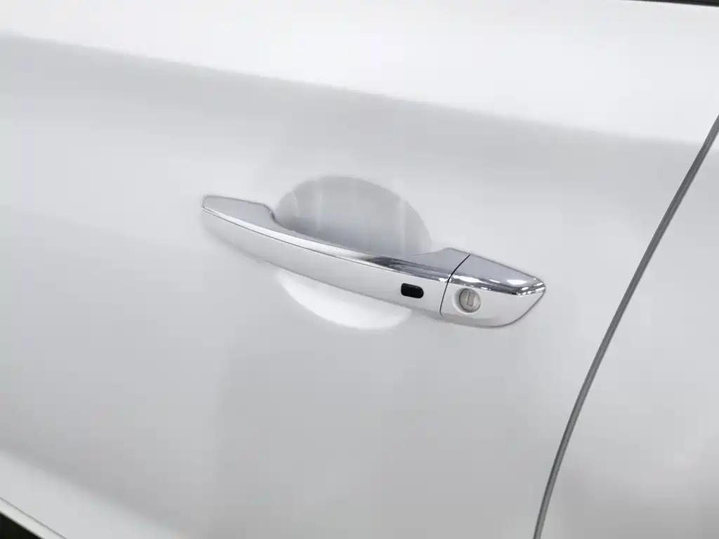 Photo 18 - Changan Eado