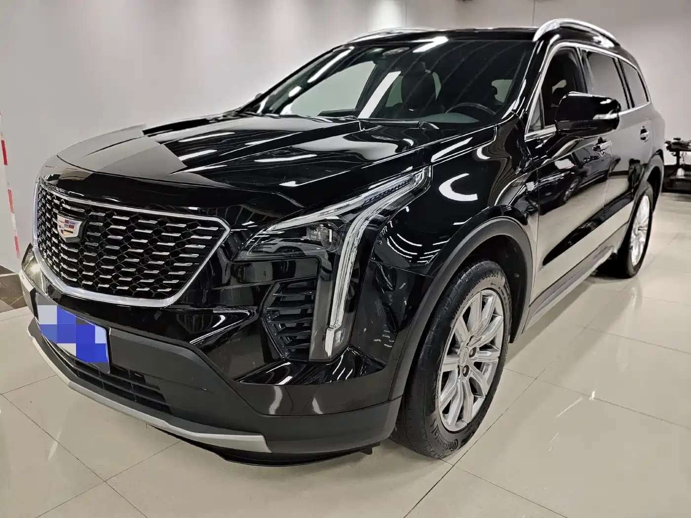 CADILLAC XT4
