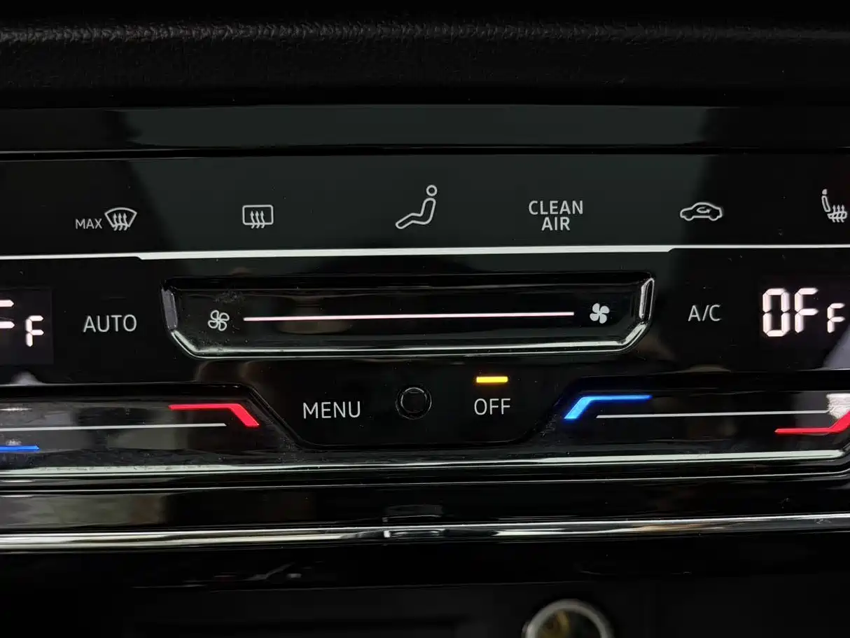 Volkswagen Tharu 2022 280TSI FWD Luxury Edition фото 8