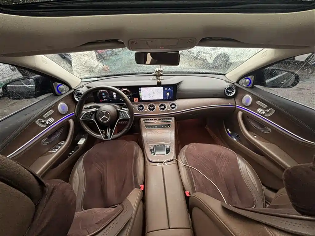 Mercedes-Benz E-Class 2023 E 300 L Fashion фото 15