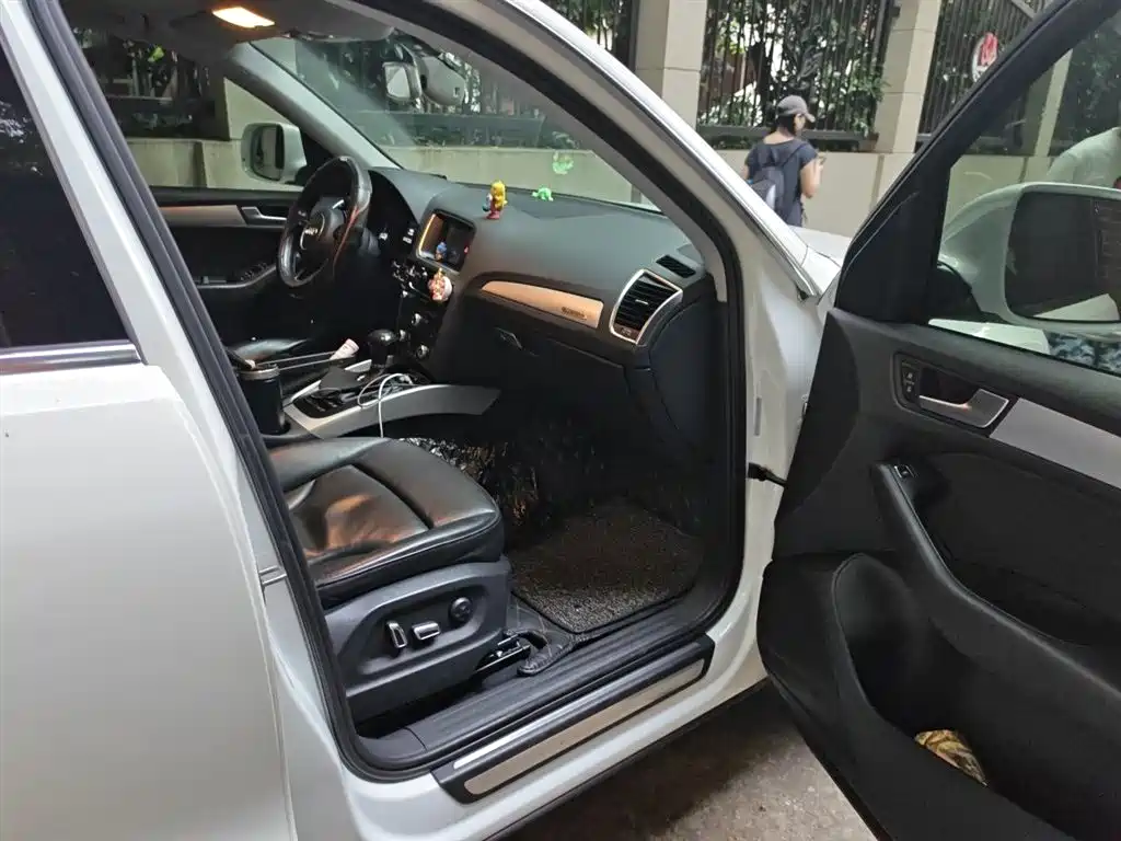 Audi Q5 2015 40 TFSI Technology фото 20