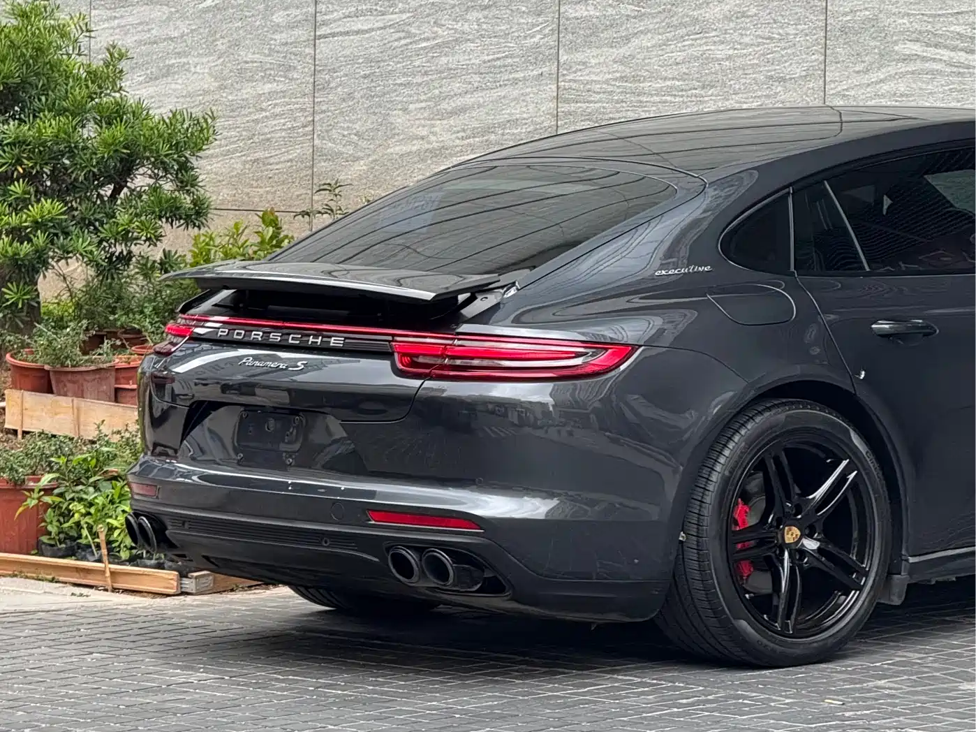 Porsche Panamera 2017 Panamera Executive Long Wheelbase 3.0T фото 17
