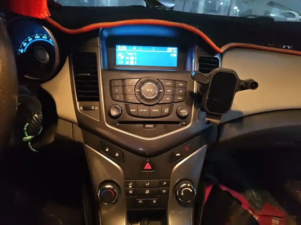 Chevrolet Cruze 2017 2015 1.5L Classic SE MT