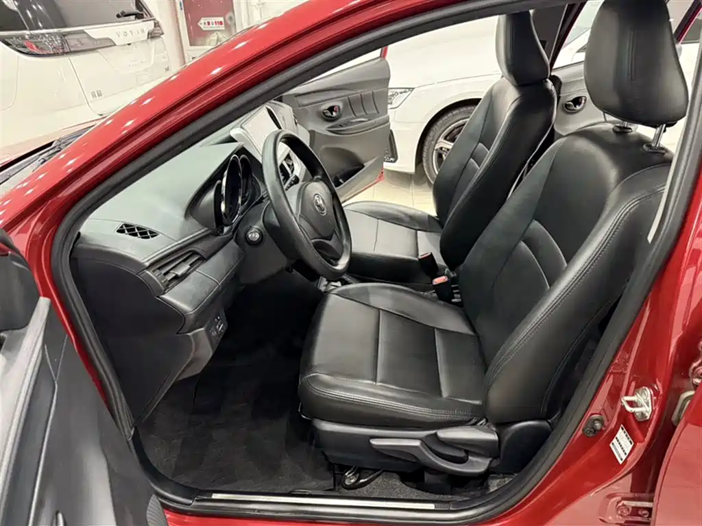 Toyota YARiS L Zhi Xuan 2019 1.5E CVT MeiDong Edition China VI фото 8