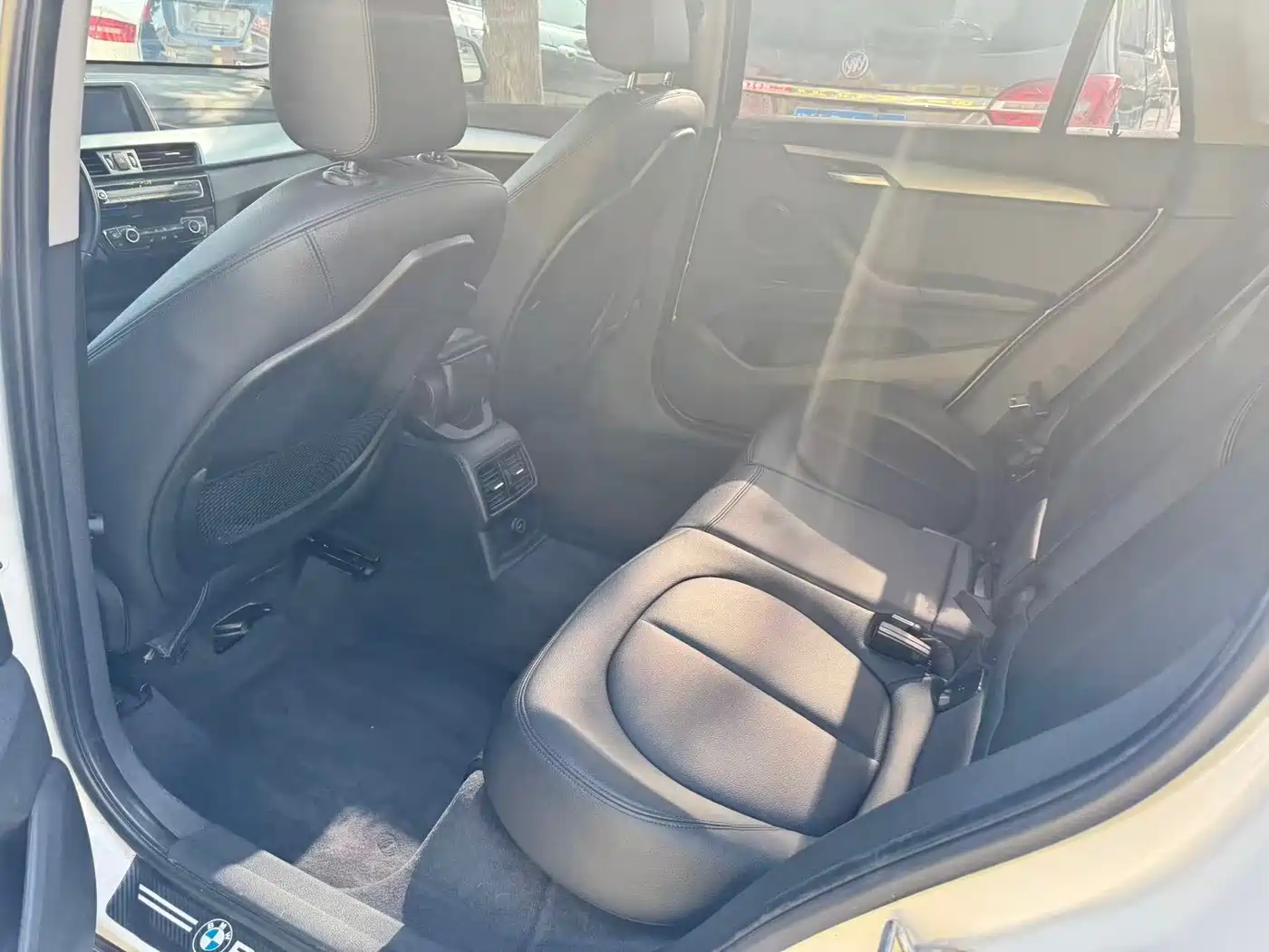 BMW X1 2018 sDrive18Li Fashion Model фото 5