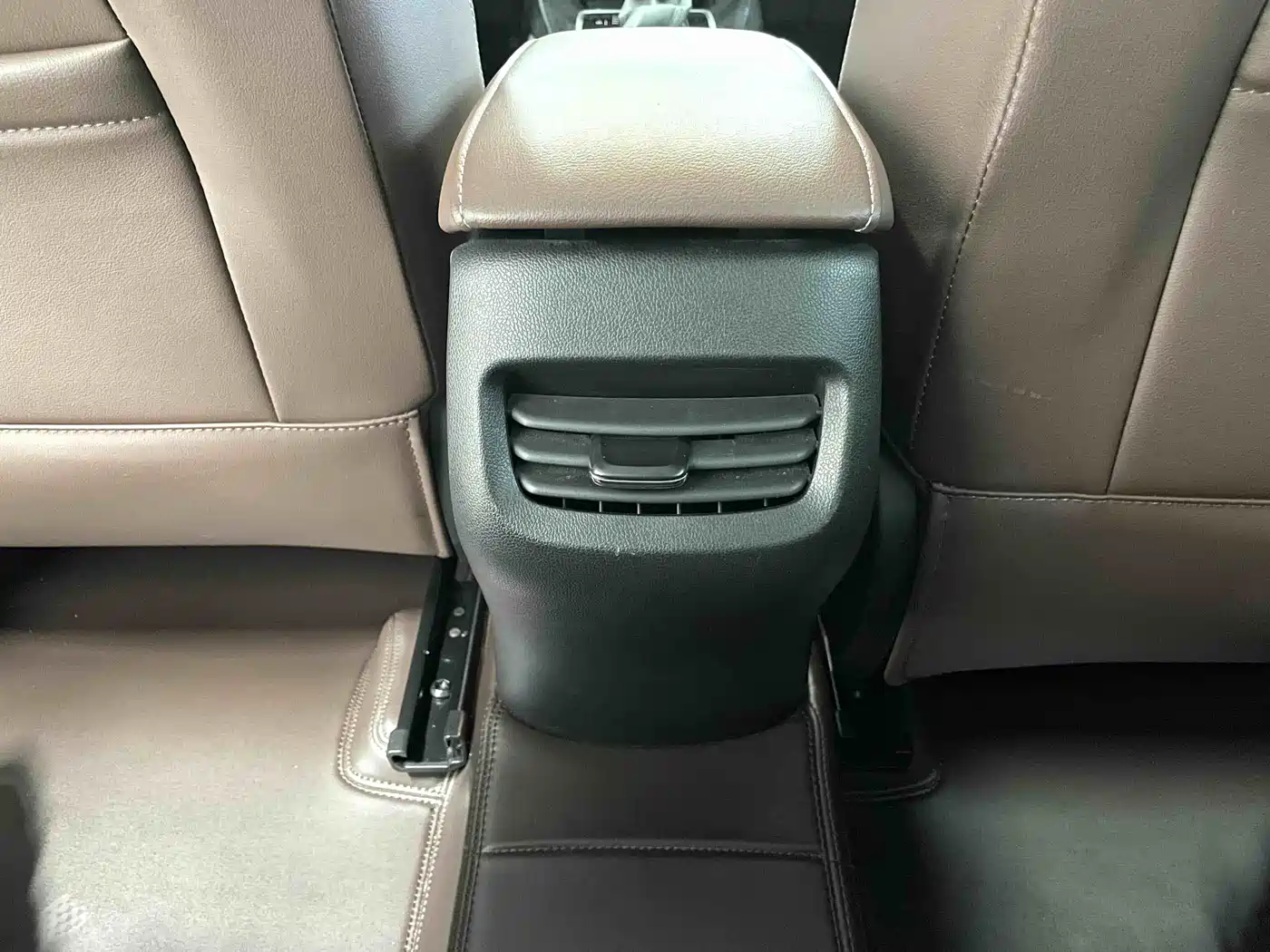 Chevrolet Monza 2023 1.5L Dual-Clutch Enjoyment Edition фото 11