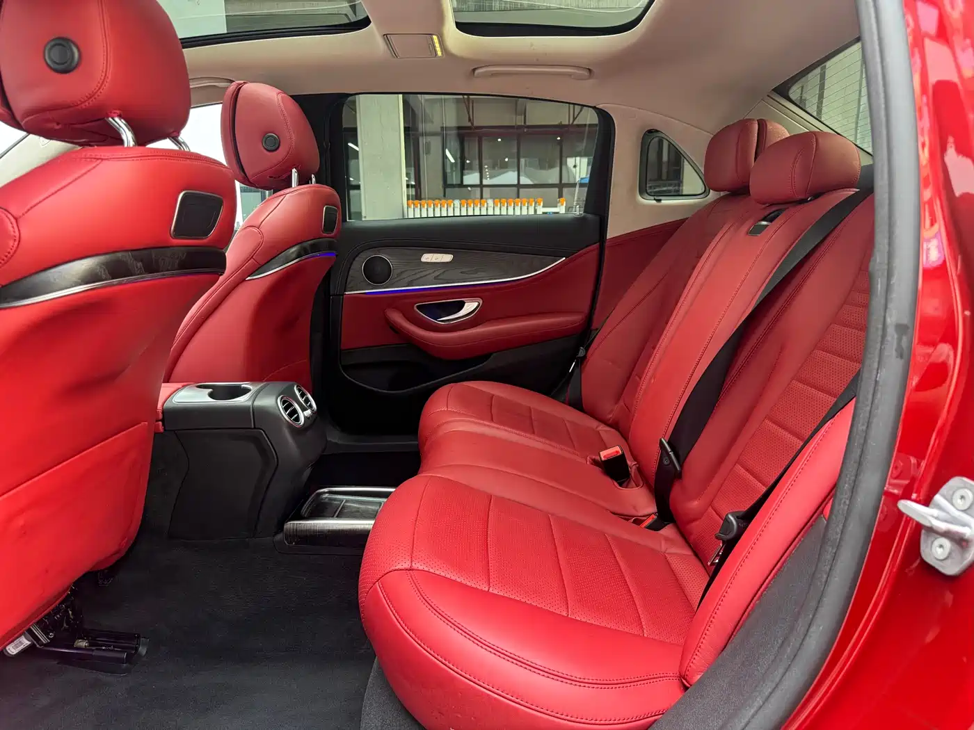 Mercedes-Benz E-Class 2016 E 300 L Sport Fashion Type фото 16