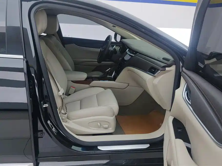 Cadillac XTS 2017 28T Technology фото 8