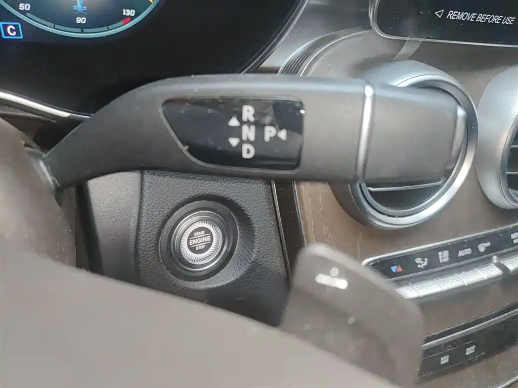 Mercedes-Benz GLC 2022 Model GLC 260 L 4MATIC Luxury Edition фото 11