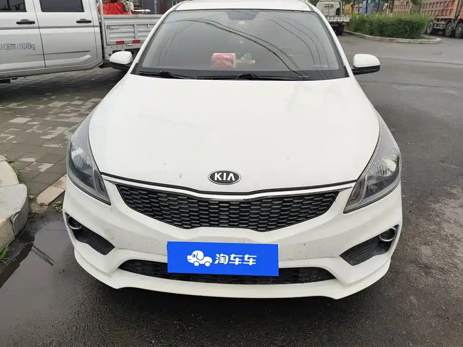 KIA K2
