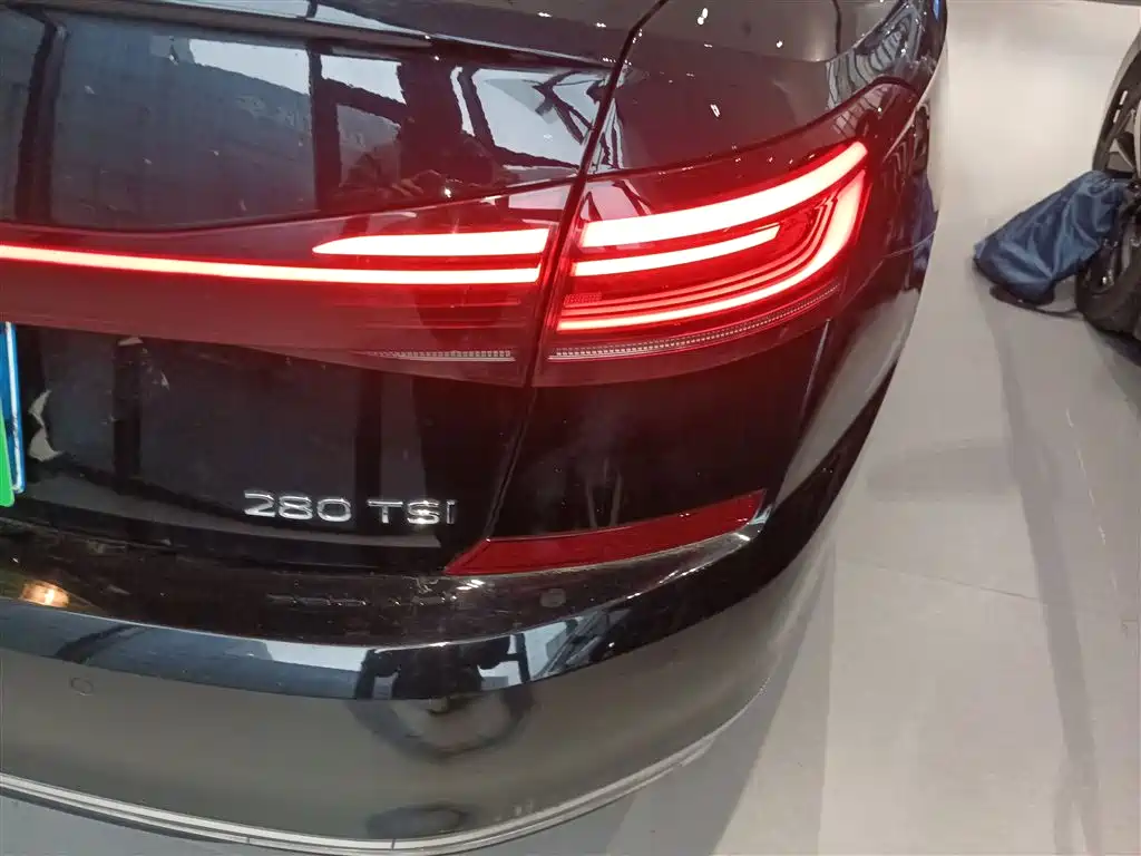 Volkswagen Passat 2024 280TSI Business Edition фото 8