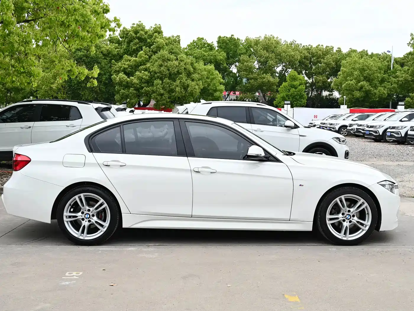 BMW 3 Series 2017 320i M Sport фото 7
