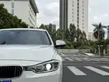 Photo 2 - BMW 3 Series