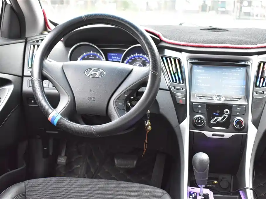 Hyundai Sonata 2012 2011 2.0L Auto Leading Edition