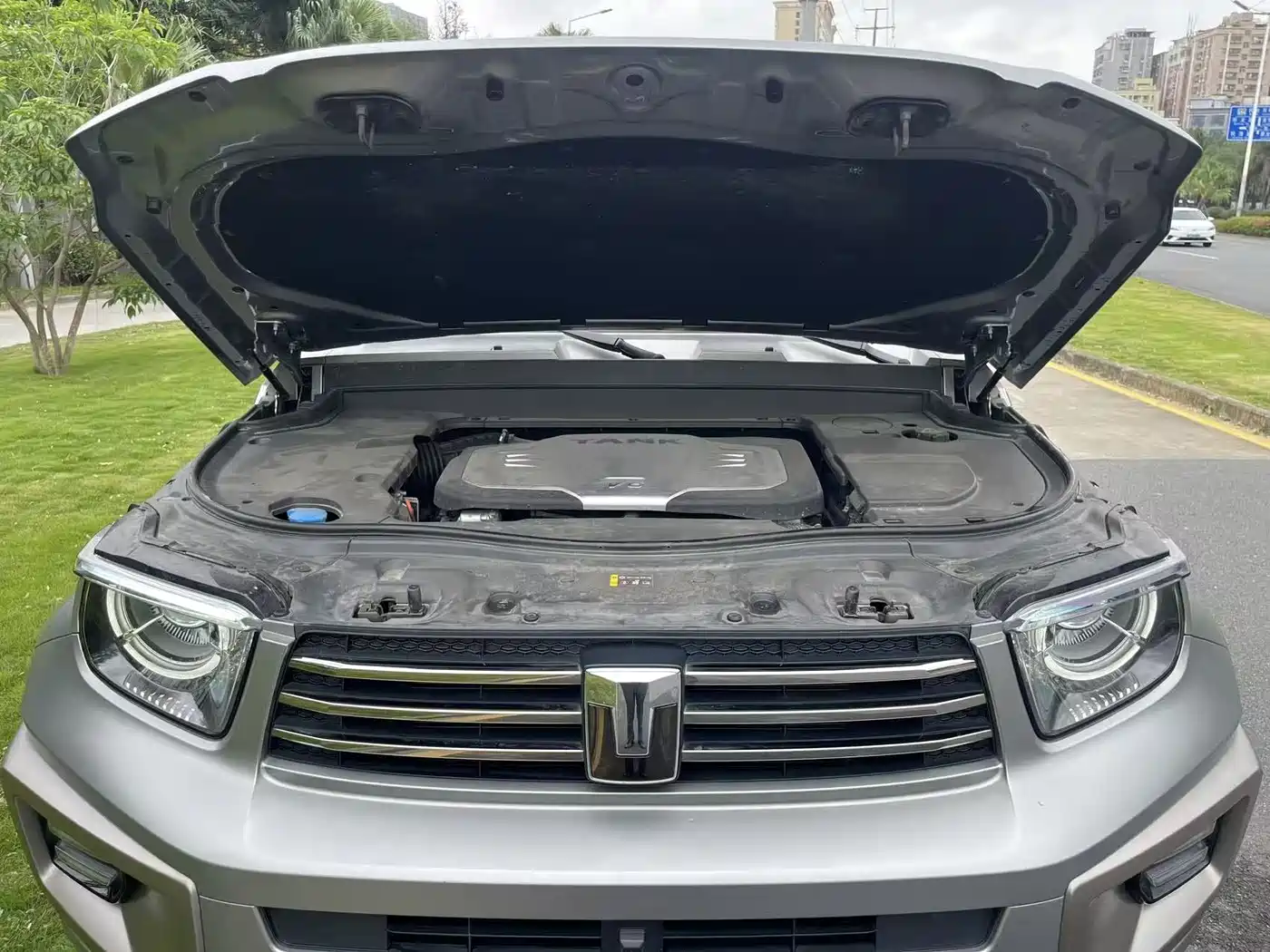 TANK TANK 700 NEW ENERGY