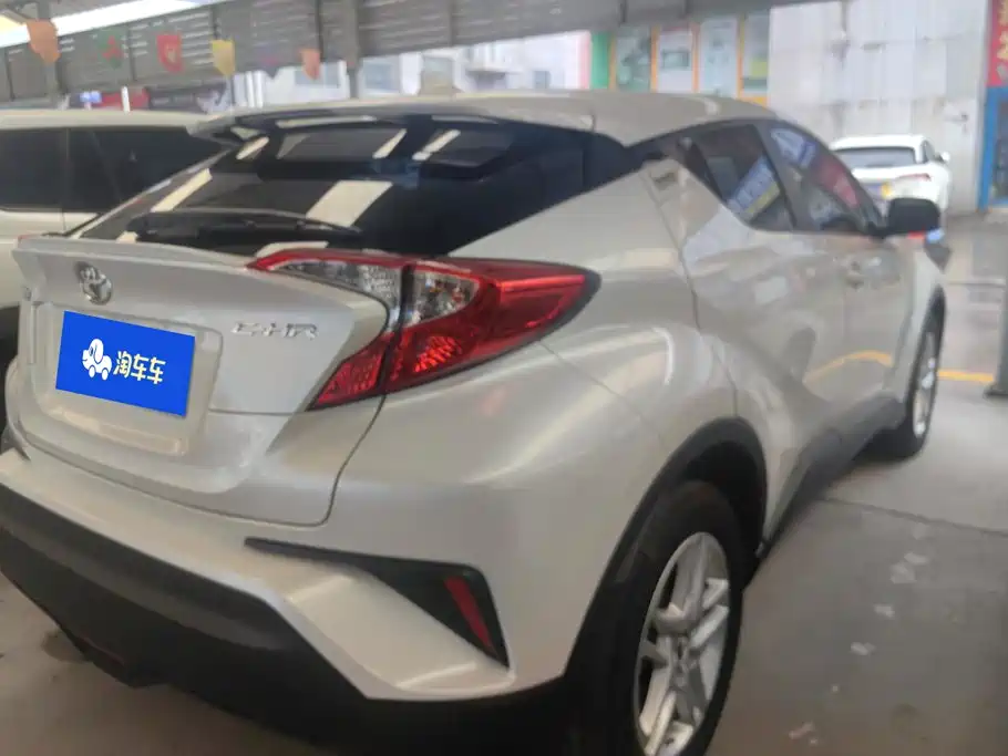 2023 Toyota C-HR