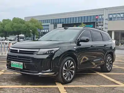 AITO M7