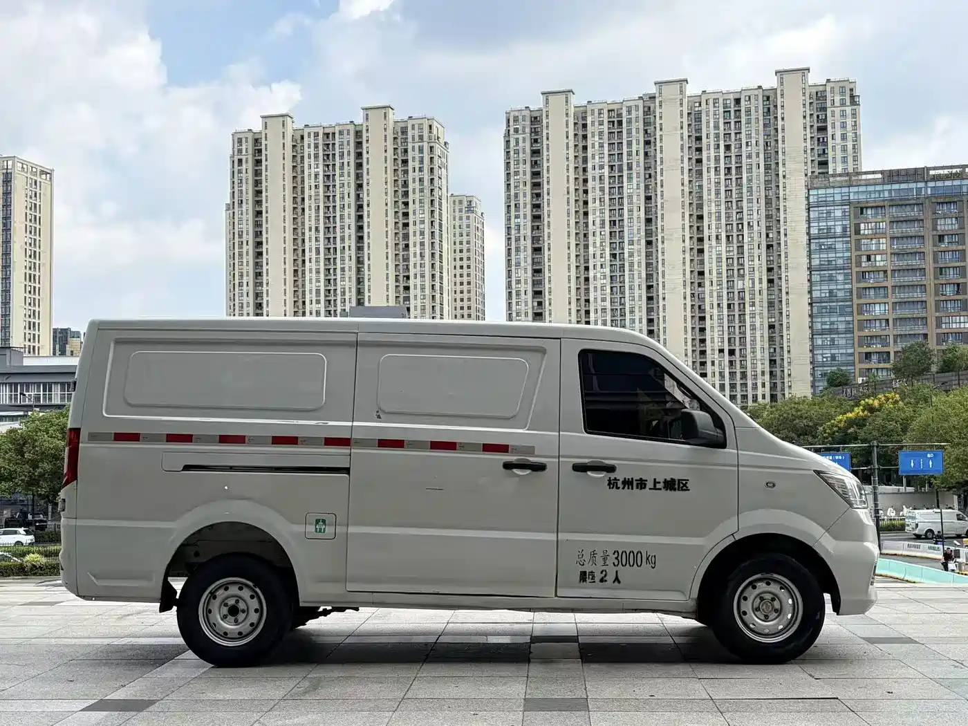 Dongfeng Yufeng Yufeng EM26 2023 2023 Standard Edition 41.472kWh Henan Lithium