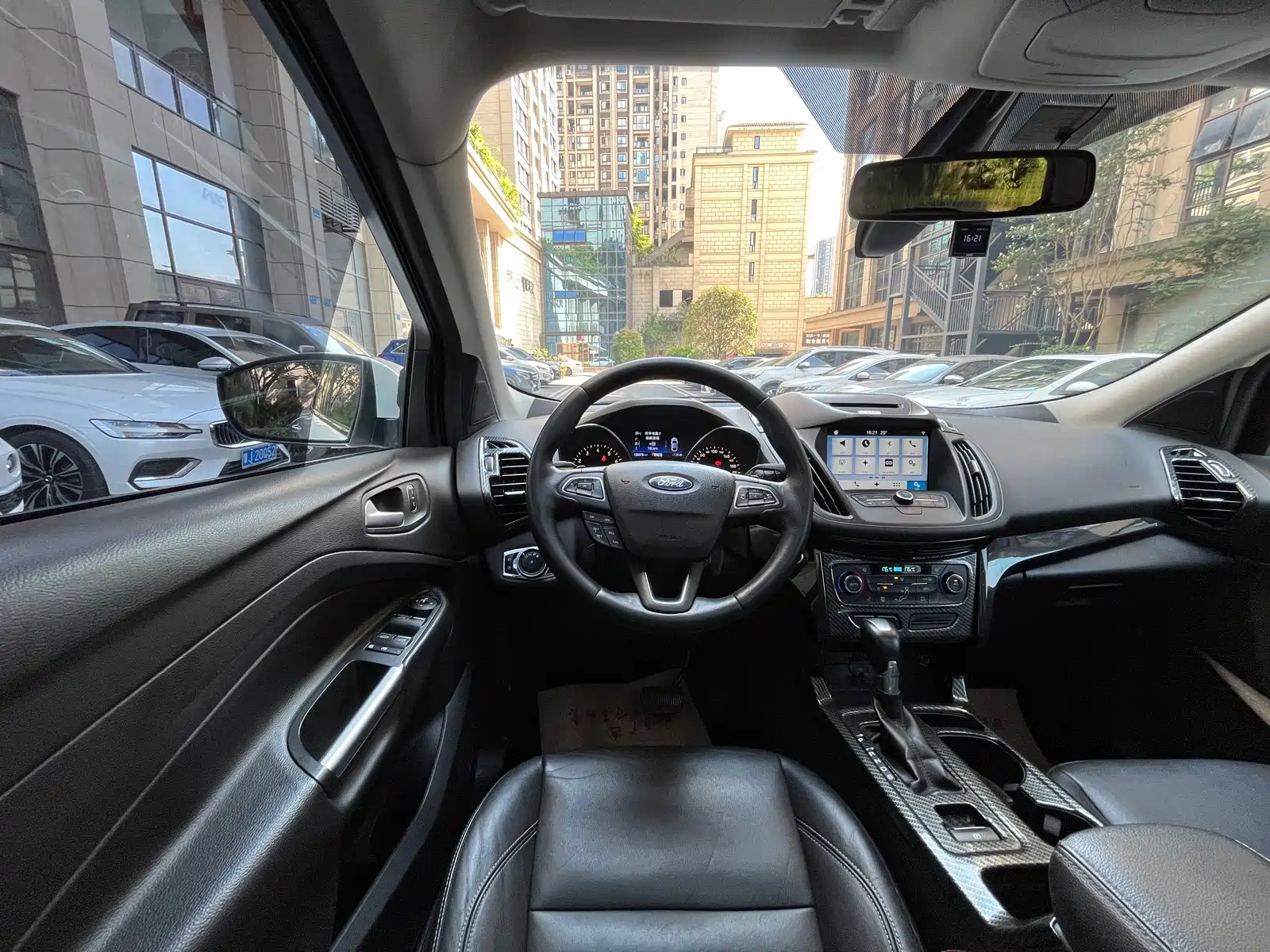 Photo 11 - Ford Kuga