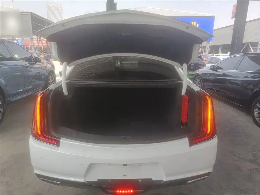 Cadillac XTS 2018 28T Technology фото 19
