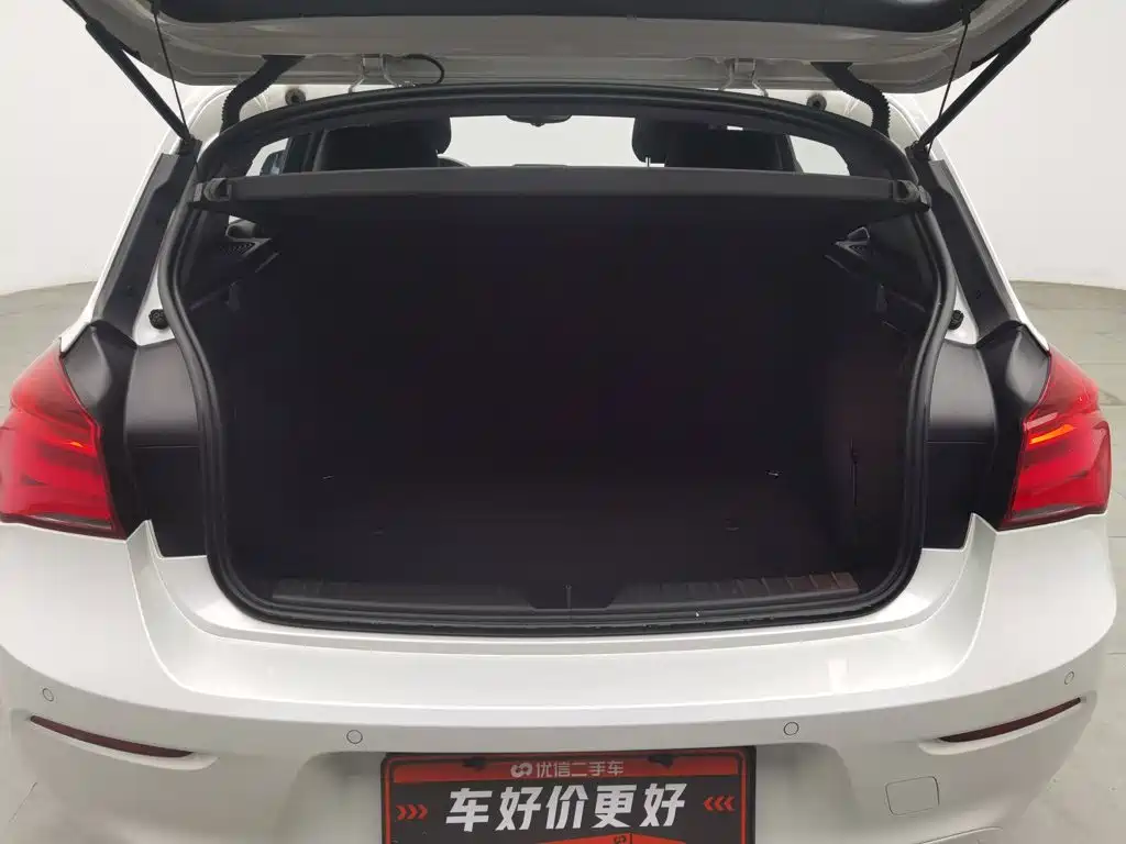 BMW 1 Series (Import) 2018 2018 118i Leading