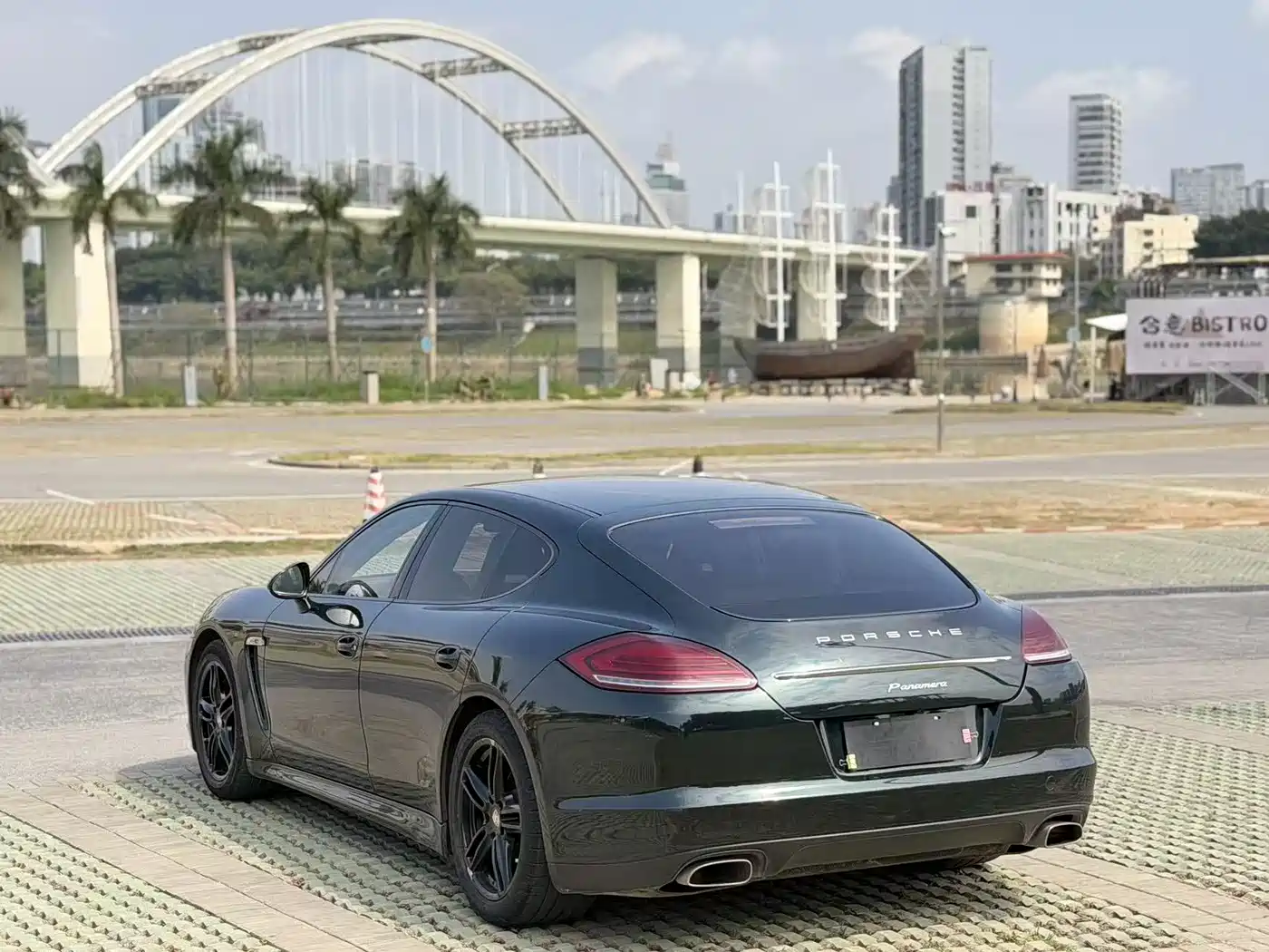Porsche Panamera 2010 Panamera 3.6L фото 4