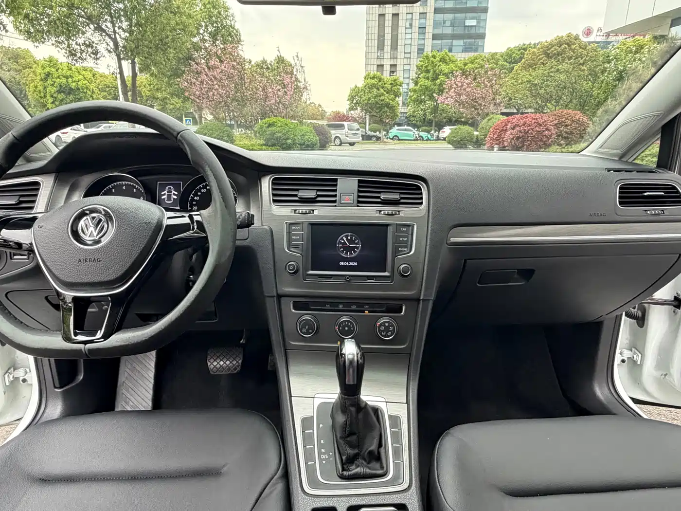 Volkswagen Golf 2016 230TSI Automatic Comfort фото 7