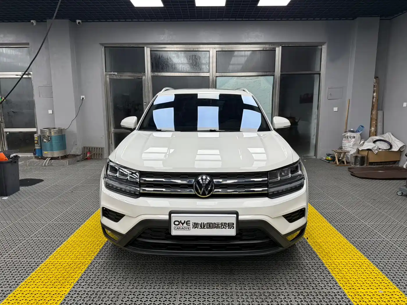 VOLKSWAGEN TUYUE