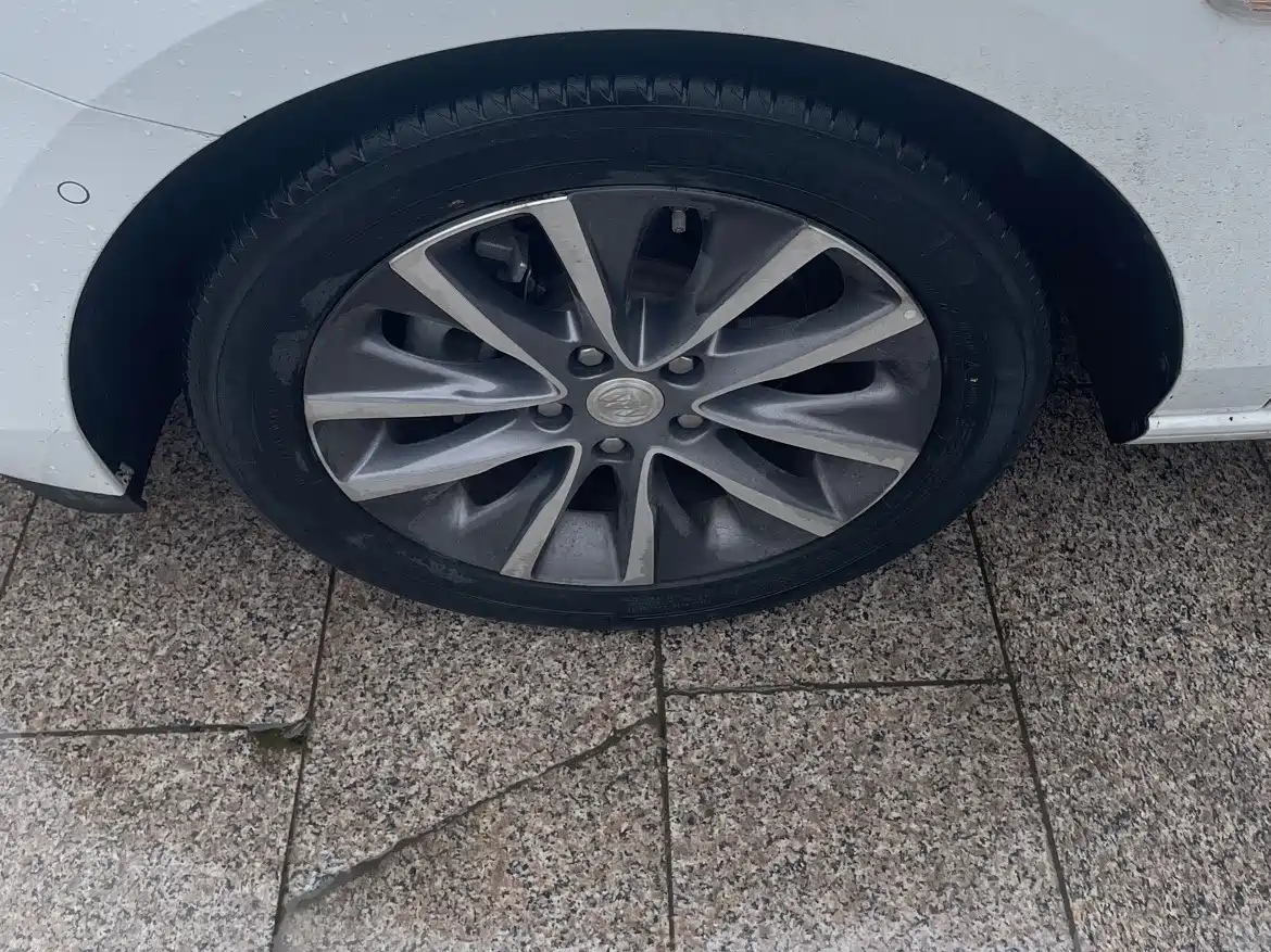 Buick GL6 2019 18T 6-seat Connected Premium China VI фото 6