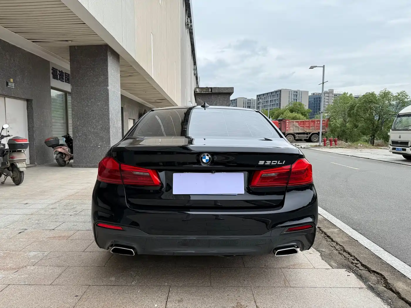 BMW 5 Series 2018 530Li Leading M Sport Package фото 7