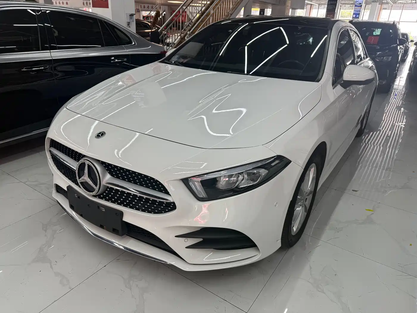 Mercedes-Benz A-Class 2021 A 200 L Sport Sedan Fashion Edition