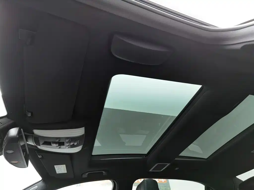 Mercedes-Benz E-Class 2015 E 260 L Sport Fashion фото 14