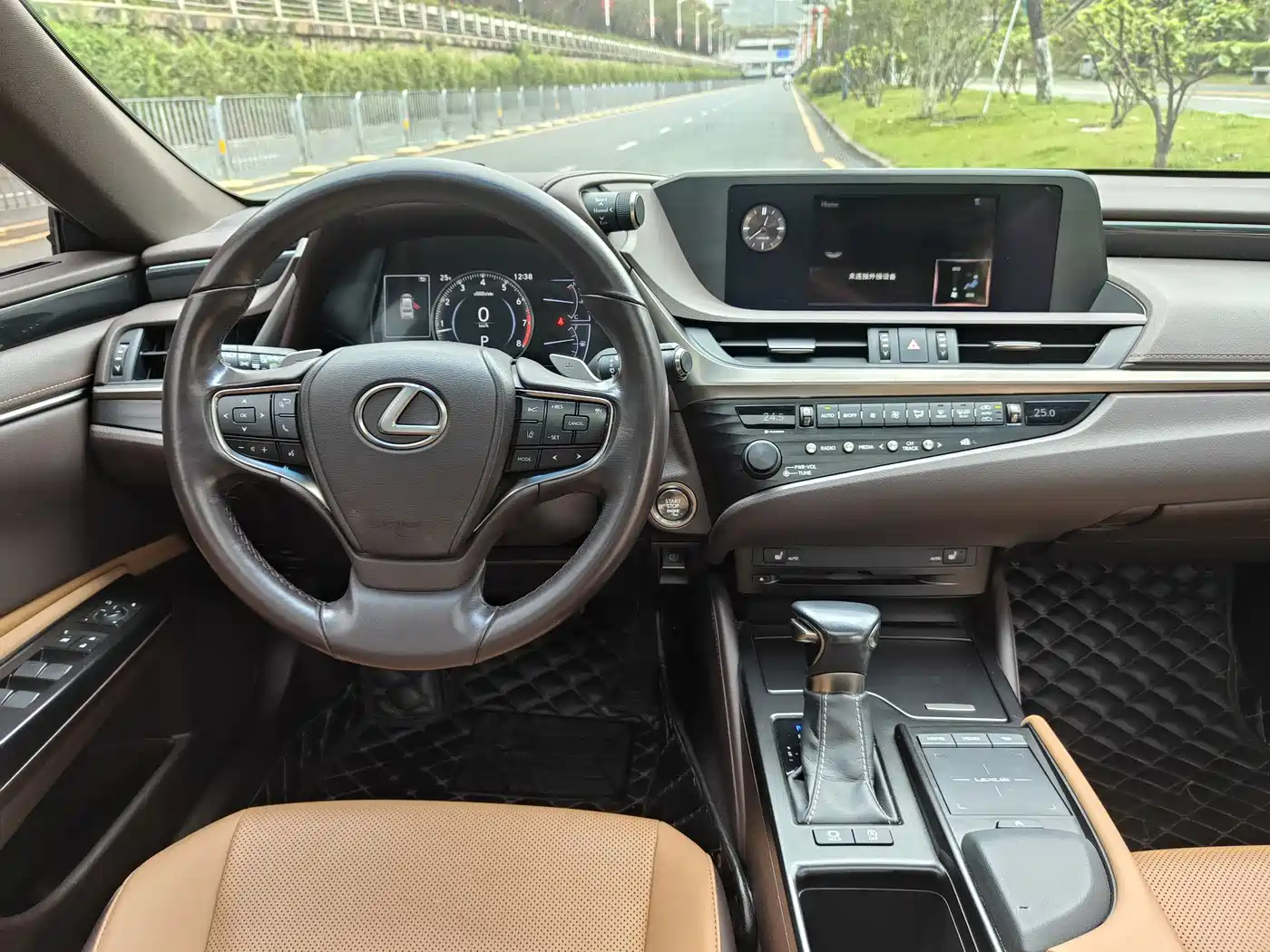 Lexus ES 2018 200 Excellence Edition China V фото 7