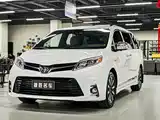 صورة 1 - Toyota Sienna
