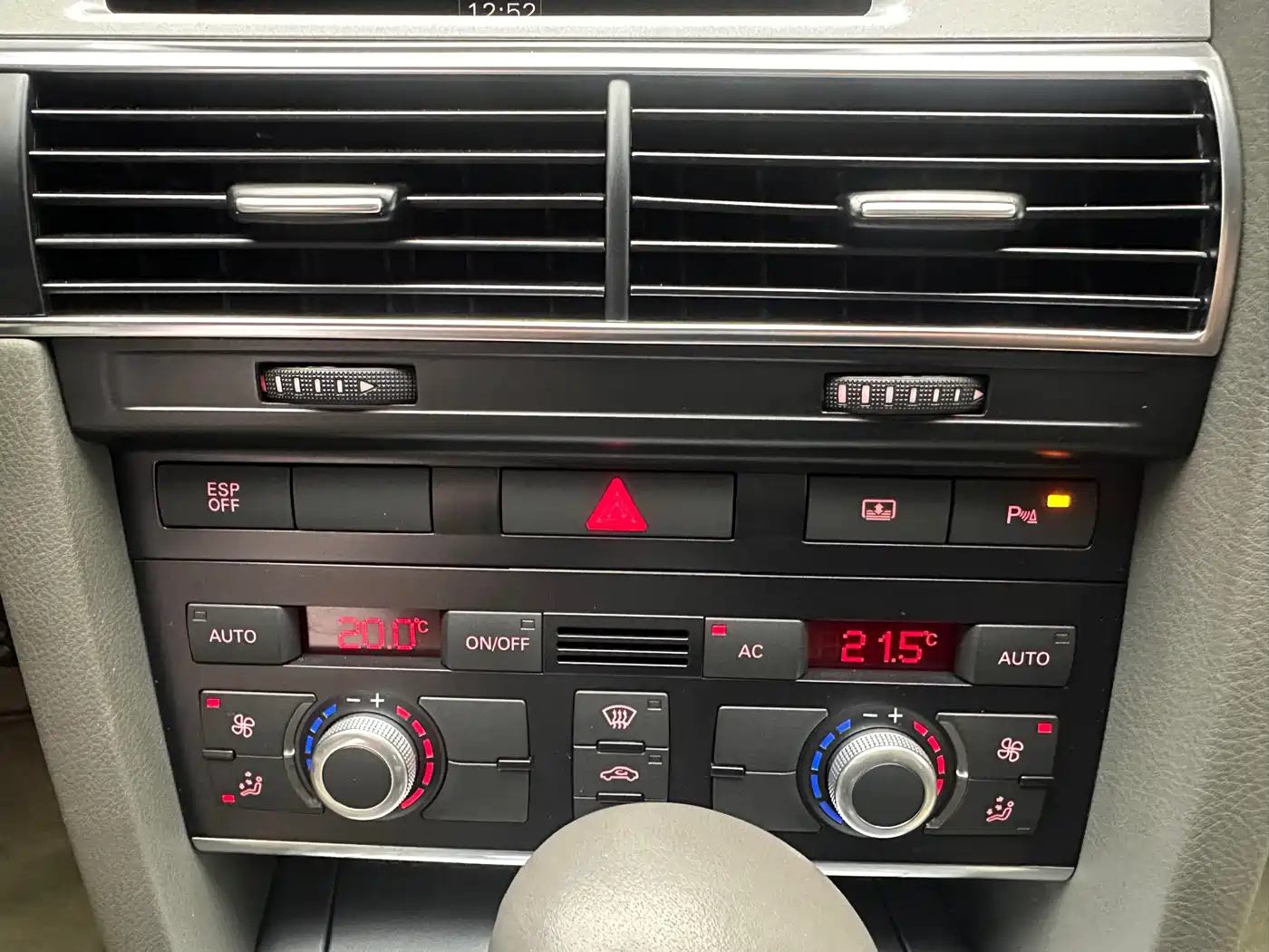 Audi A6L 2011 Model 2.0 TFSI Auto Standard фото 25