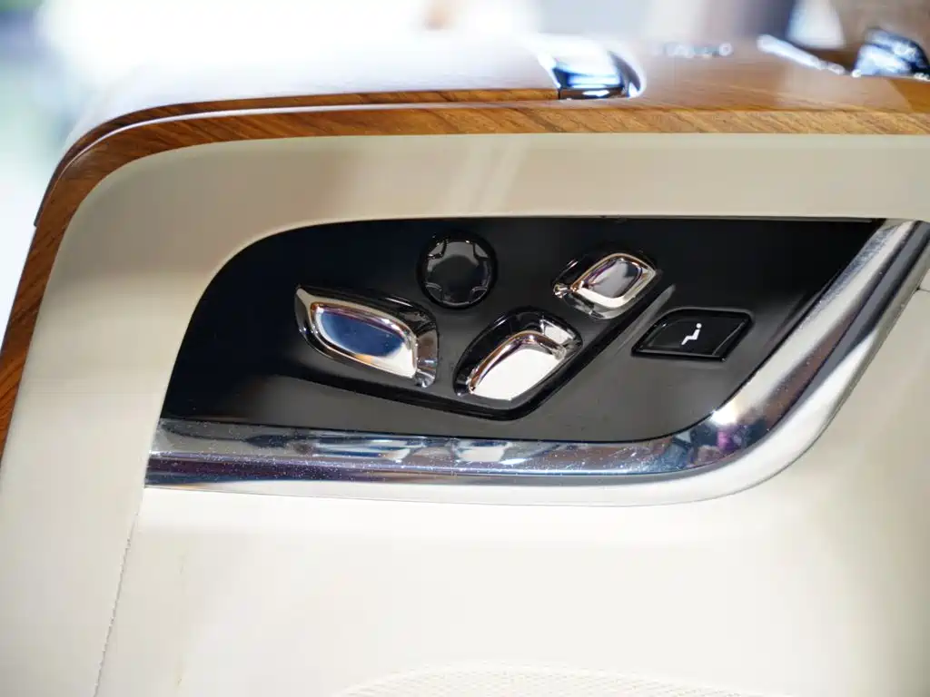 Rolls-Royce Cullinan 2020 2018 4-Seater Version