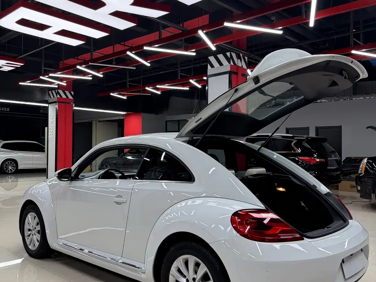 Volkswagen Beetle 2015 180TSI фото 12