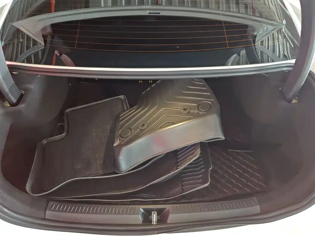 Mercedes-Benz A-Class 2022 A 200 L Sport Sedan Style фото 19
