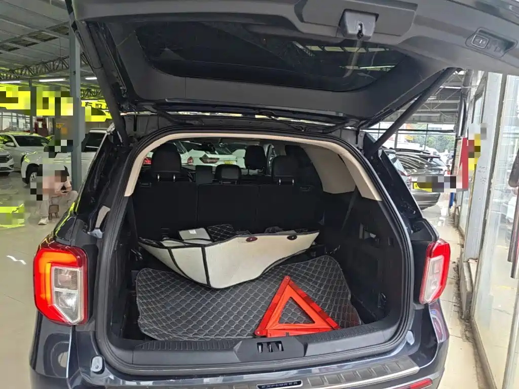Ford Explorer 2021 2020 EcoBoost 285 RWD Trend Edition 7-Seater