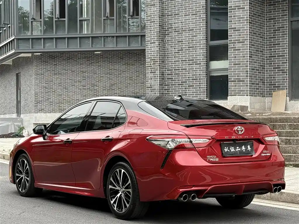 Toyota Camry 2018 2.5S Trend Edition фото 3