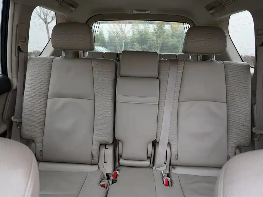 Toyota Prado 2010 4.0L Automatic TX-L фото 41