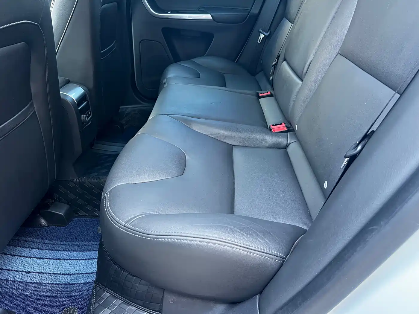 Фото 6 - Volvo XC60