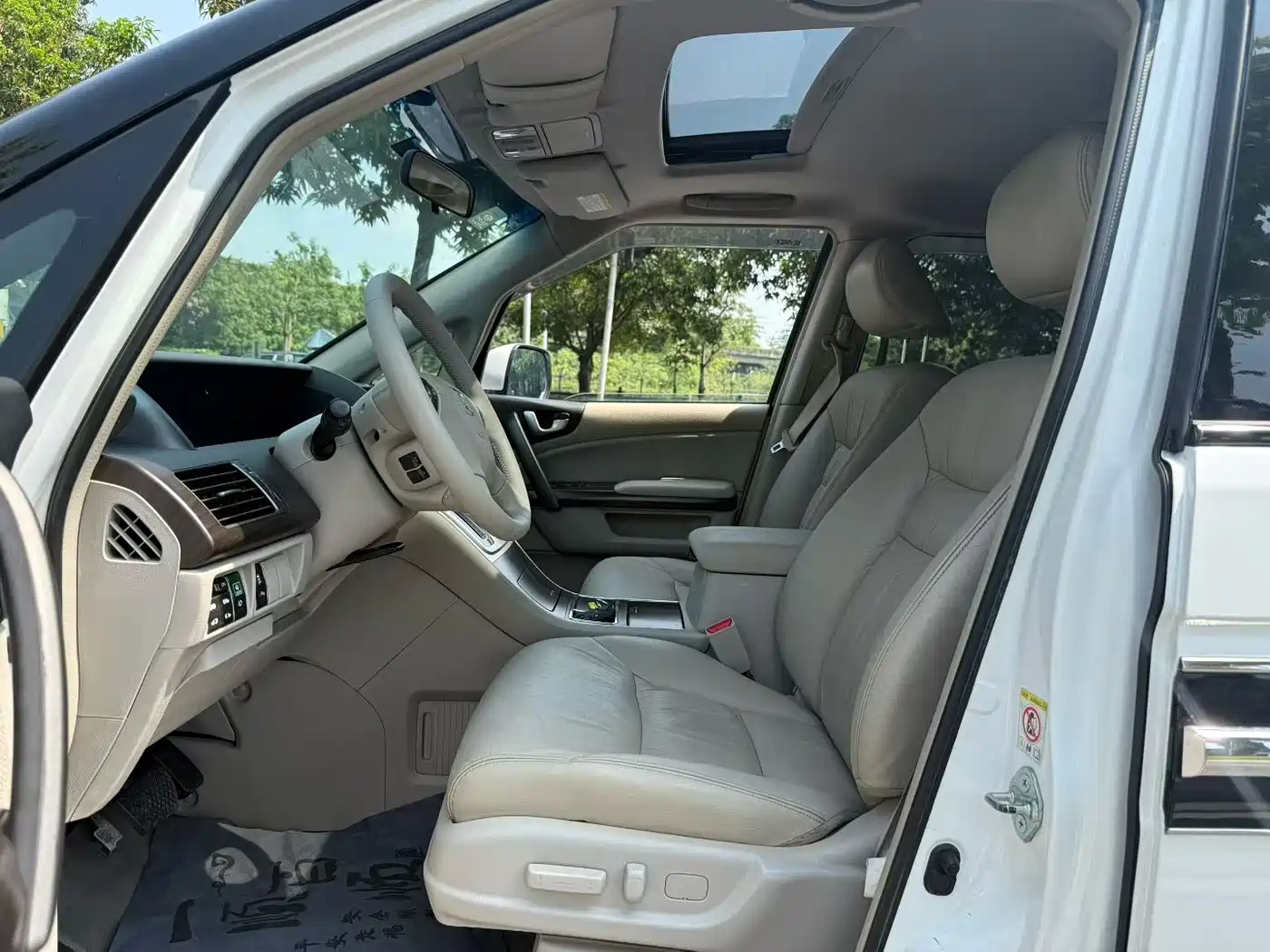 Honda Elysion 2015 2012 2.4L VTi-S Premium Edition