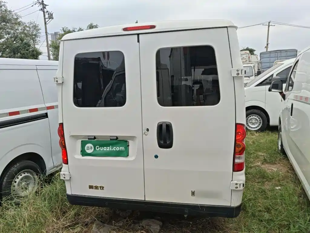 Yufeng Auto Yufeng Golden Warehouse 2025 2025 Passenger Version With Slow Charging