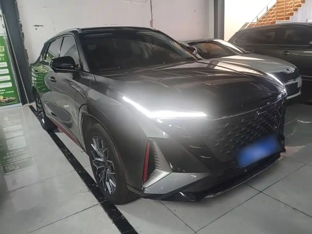 Changan Oshan Z6 2023 2022 Blue Whale 1.5T DCT Intelligent Leader