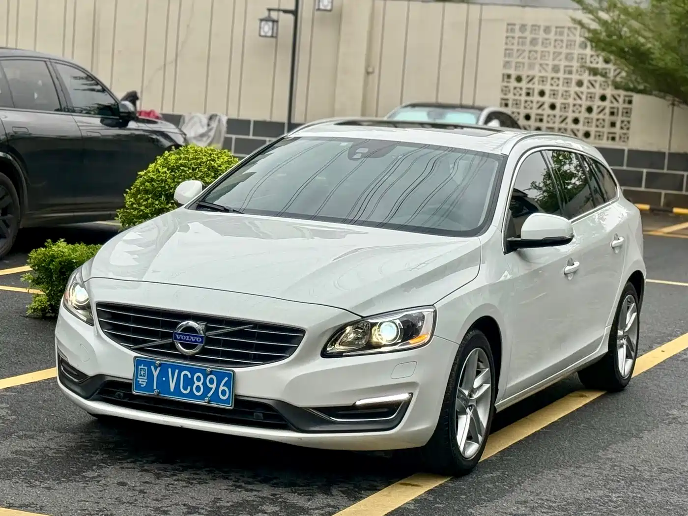 Volvo V60 2014 2014 T5 Wisdom & Elegance